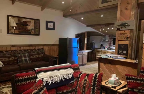 Port Kent Cottage | Historic Edgehill Cottage