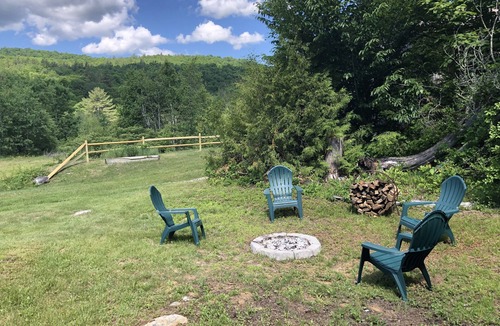 Stratton and Bromley Ski Areas House | Historic Farmhouse, Quaint Vermont Experience