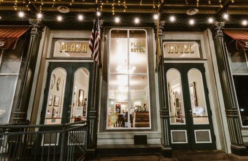 Las Vegas Hotel | Historic Plaza Hotel
