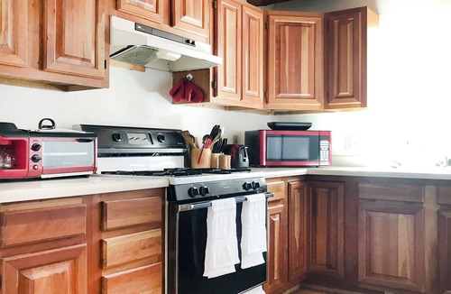 Taos Apartment | Historic, quaint 1-bedroom casita with WiFi