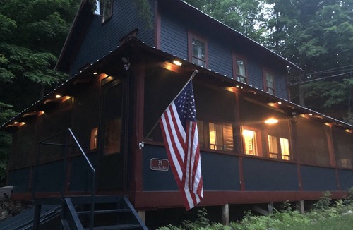 Star Lake House | Historic Star Lake Cottage & Lake Lot