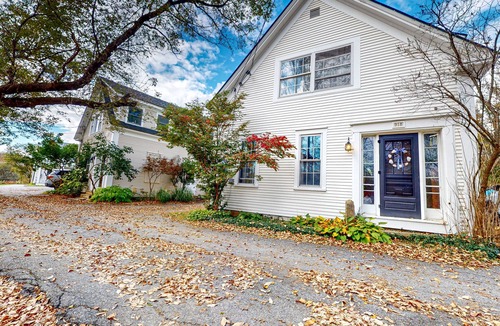 West Hartford House | Historical home overlooking the river, walk to the village & covered bridge