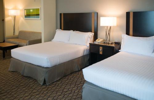 Chanhassen Hotel | Holiday Inn Express Hotel & Suites Chanhassen by IHG