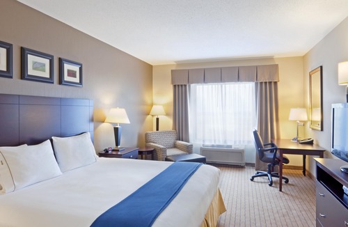 Whippleville Hotel | Holiday Inn Express & Suites Malone, an Ihg Hotel