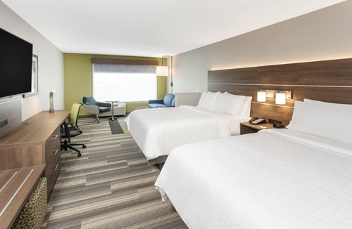 Hudson Hotel | Holiday Inn Express & Suites Hudson I-94 by IHG