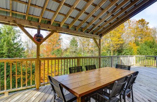 Whitingham House | Home 15 Mi to Berkshire East and Mount Snow!