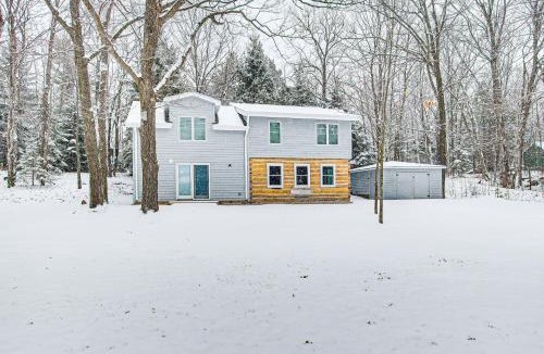 Fish Creek House | Home with Fireplace Less Than 1 Mi to Peninsula State Park!