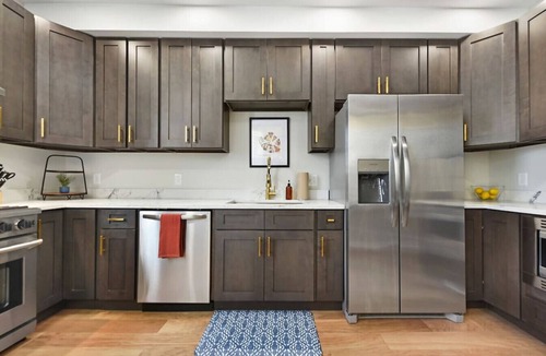 East Allegheny House | ★ HostWise Stays ★ Spacious Stay in Prime Location | Theater & Patio