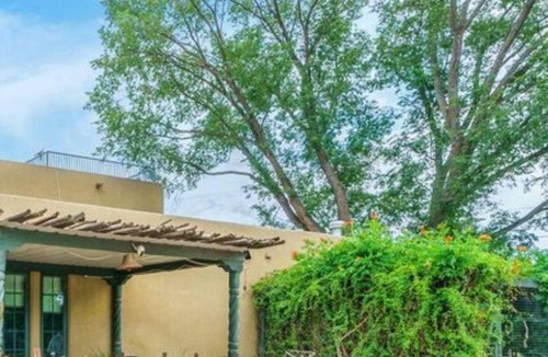 Alamedan Valley Villa | HOT TUB LUXURY Jacuzzi