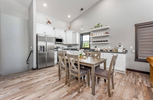 New Auburn House | Hot Tub Nights & Northwoods Adventures at Paraiso Acres!