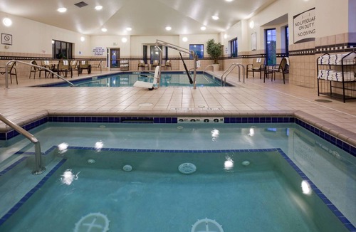 West Bloomington Hotel | Hotel ∙ 1 bedroom ∙ 4 guests