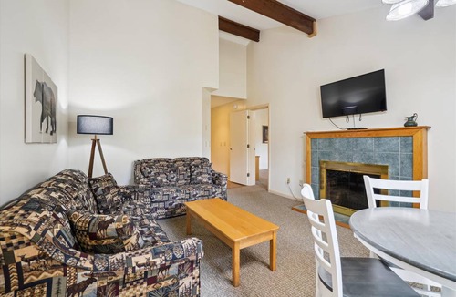 West Bridgewater Hotel | Hotel ∙ 1 bedroom ∙ 8 guests