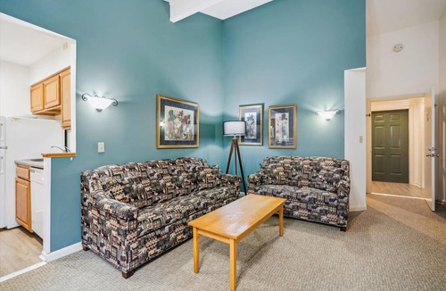 West Bridgewater Hotel | Hotel ∙ 1 bedroom ∙ 8 guests