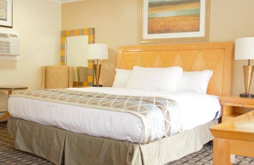 Adams Hotel | Hotel ∙ 4 guests