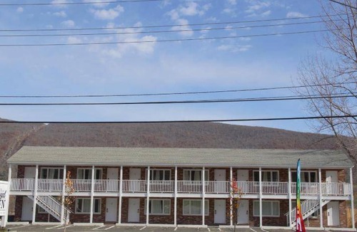 Adams Hotel | Hotel ∙ 4 guests