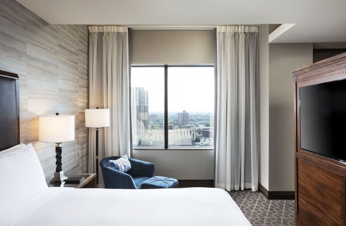 Downtown Minneapolis Hotel | Hotel Ivy, a Luxury Collection Hotel, Minneapolis