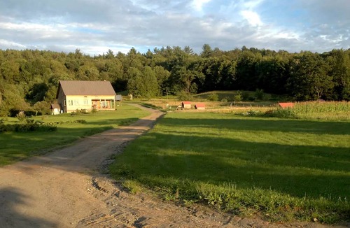 South Royalton House | House ∙ 1 bedroom ∙ 2 guests