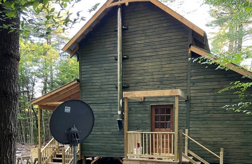 Hopkinton House | House ∙ 1 bedroom ∙ 4 guests