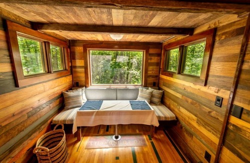 Willard House | House ∙ 1 bedroom ∙ 6 guests