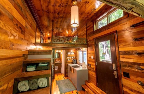 Willard House | House ∙ 1 bedroom ∙ 6 guests
