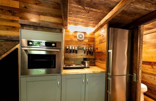 Willard House | House ∙ 1 bedroom ∙ 6 guests