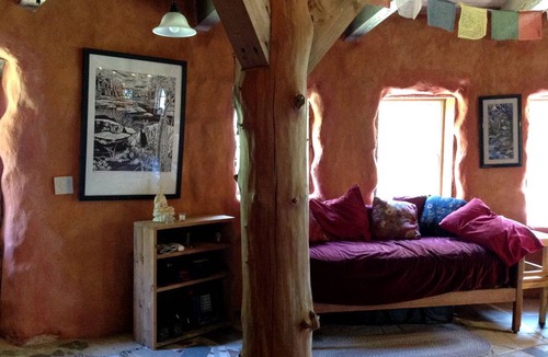Churubusco House | House ∙ 2 bedrooms ∙ 2 guests