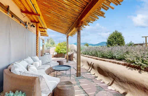 Taos House | House ∙ 3 bedrooms ∙ 6 guests