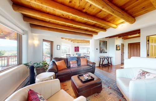 Taos House | House ∙ 3 bedrooms ∙ 8 guests