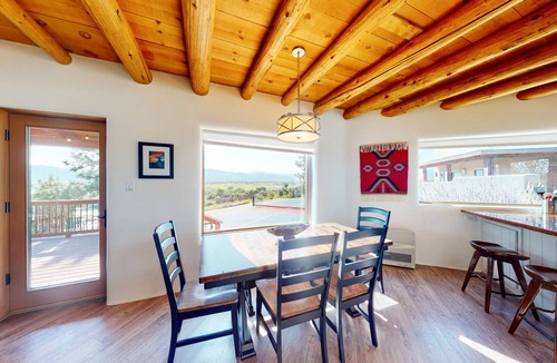 Taos House | House ∙ 3 bedrooms ∙ 8 guests