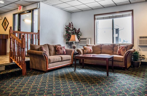 Hudson Apartment | Hudson Inn & Suites