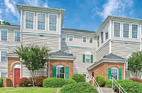 Berkeley Condo | HUGE 4 BDRM SLEEPS 12~ 2 KITCHENS, 2 LIVING RMS, 4 BATHRMS, GREAT LOCATION &MORE