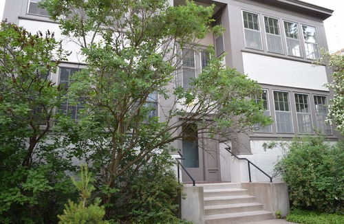 Whittier Apartment | Huge Beautiful 2-Story Apartment in a Great Neighborhood.