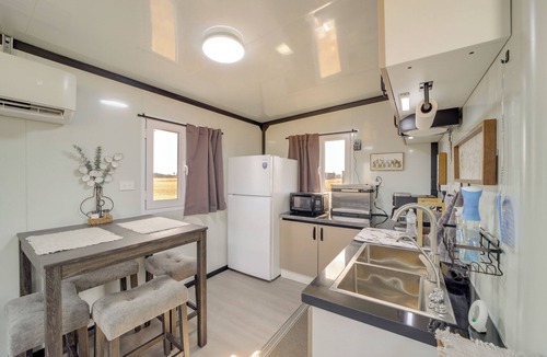 Nowata Cabin | Hunt, Fish & Explore! Tiny Home Near Oologah WMA