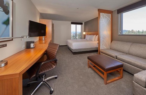 Cal Young Hotel | Hyatt Place Eugene/Oakway Center