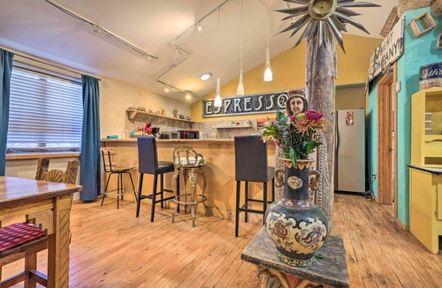 Santa Cruz House | Idyllic Española Casita w/Charcoal Grill