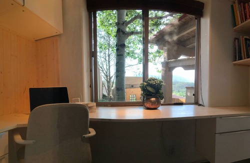 Northeast Santa Fe House | Immaculate Contemporary Home - Mountain Views - walking distance to Plaza.