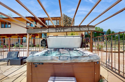 Arroyo Seco House | Incredible luxury estate with private pool, hot tub, grills, stone fireplaces