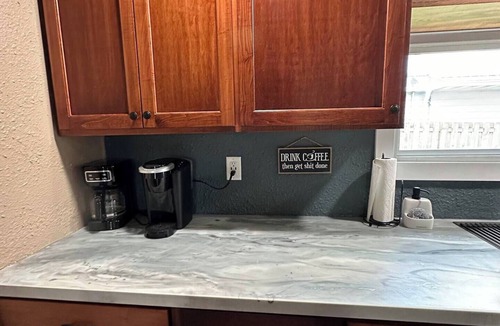 Vernon County House | Indoor Fish Cleaning - Darts - Poker - Newly Remodeled