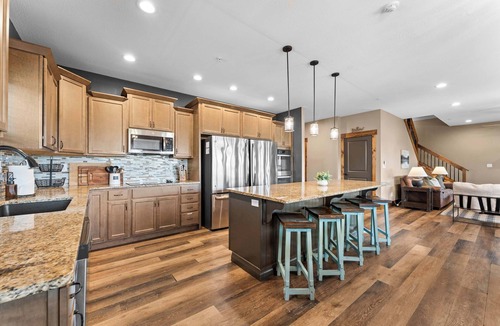 Table Rock House | Indoor Pool! Lake Access! Hot Tub!