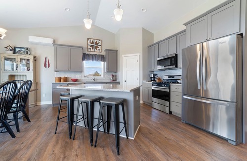 Superior House | ISLAND OASIS - Immaculate & Newer 3BR/3BA home + GAME ROOM. Ice Fishing/Skiing+