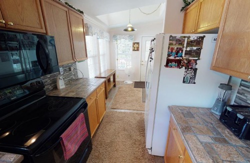 Red River House | Jayhawk Cottage With High Speed Wifi