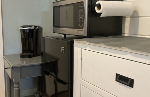 Graford Cabin | Juniper View Suites - Simple & Clean - Great Location [Dock Upgrade Option{1}]