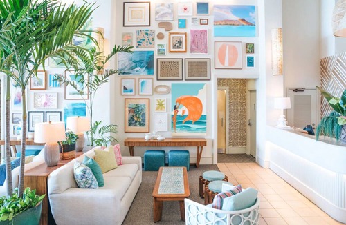 Diamond Head - Kapahulu - St. Louis Hotel | Kaimana Beach Hotel | Oceanfront View Junior Suite | Direct Ocean Views