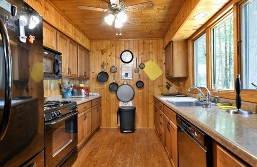 Solon Springs House | Kitty Foye House on Upper Eau Claire Lake in Barnes