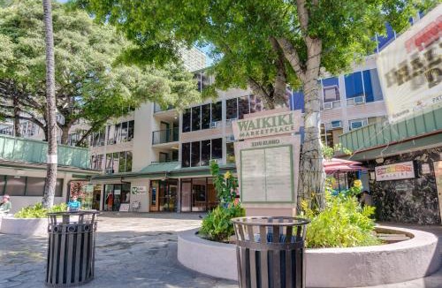 Waikiki Hotel | Kuhio Banyan Hotel (with Kitchenettes)