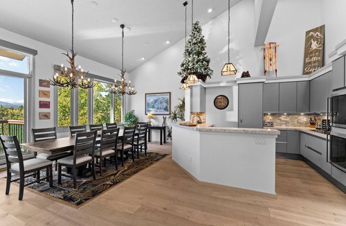 Lakeside Village Apartment | L1726-5