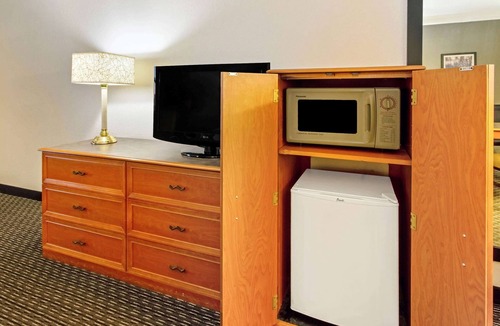 Southside Hotel | La Quinta Inn by Wyndham Santa Fe