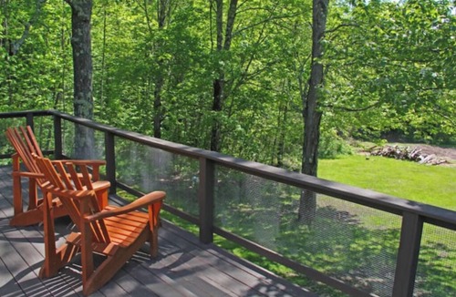 Elizabethtown Ski Chalet | Lacy's Camp, Chalet in amazing Lincoln Pond with WiFi