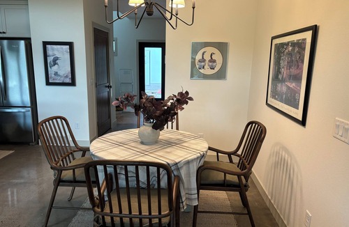 Cushing House | Lake Alexander + Sleeps 4 Families + Lakeside + Fire Pit