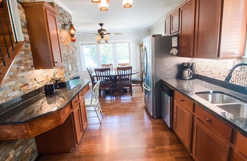 Wyoming House | Lake cabin with stunning lake views, nature, wildlife and hot tub